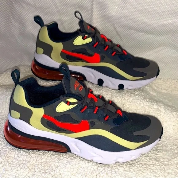 Nike Air Max React 270 7Youth/Womens 8.5 - Picture 2 of 15